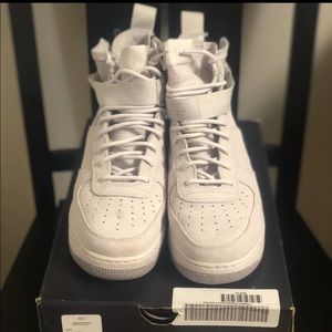 Nike SF AF1 Mid size 10